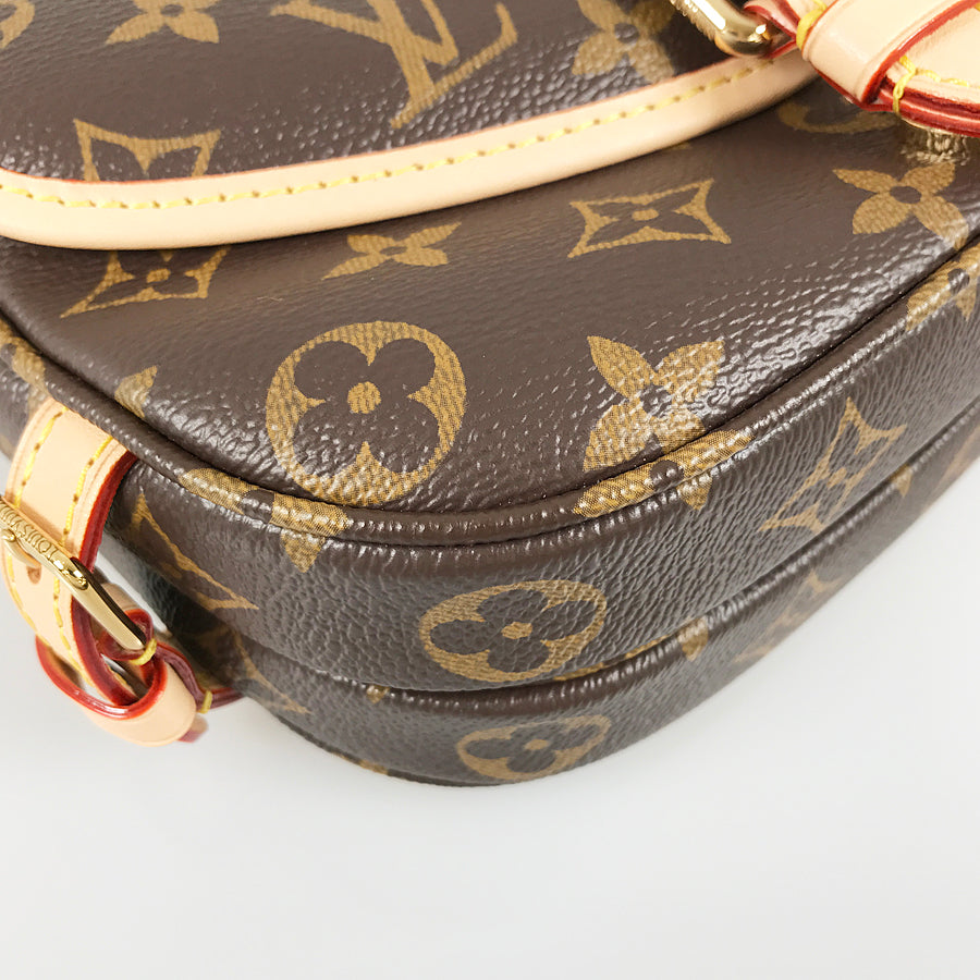 LOUIS VUITTON Monogram Saumur BB M46740 Shoulder bag