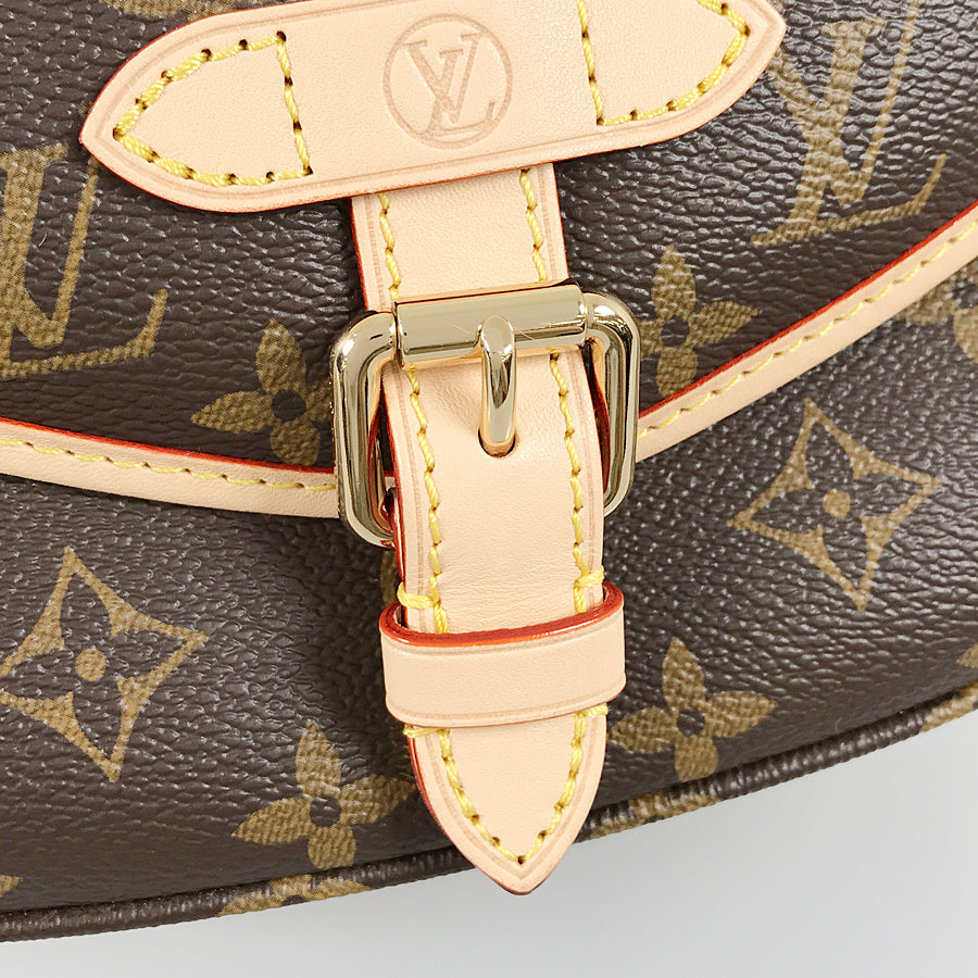 LOUIS VUITTON Monogram Saumur BB M46740 Shoulder bag