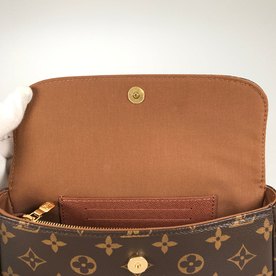 LOUIS VUITTON Monogram Wallet on Chain Ivy M81911 Shoulder bag