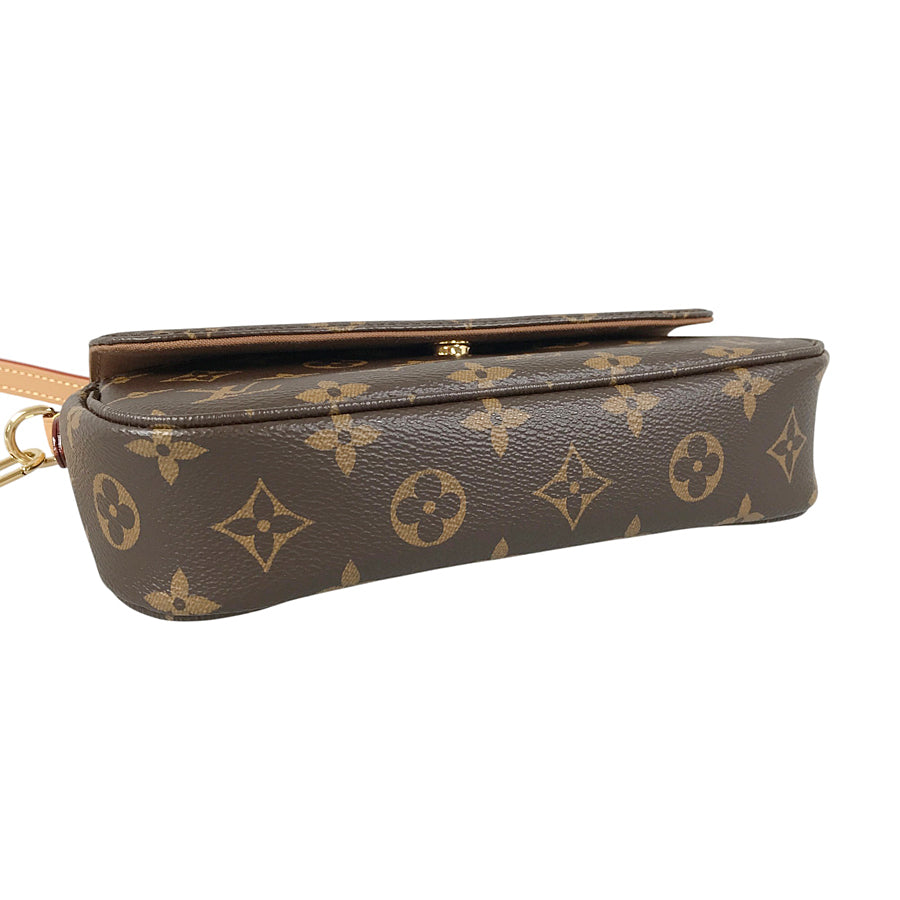 LOUIS VUITTON Monogram Wallet on Chain Ivy M81911 Shoulder bag