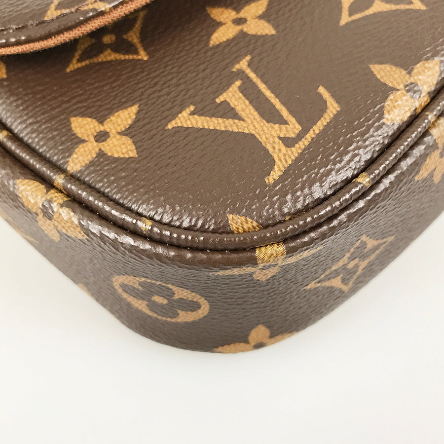 LOUIS VUITTON Monogram Wallet on Chain Ivy M81911 Shoulder bag