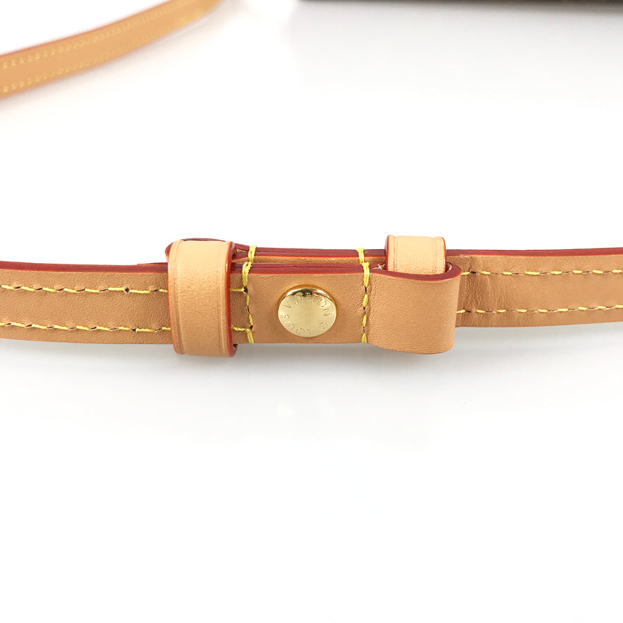 LOUIS VUITTON Monogram Wallet on Chain Ivy M81911 Shoulder bag