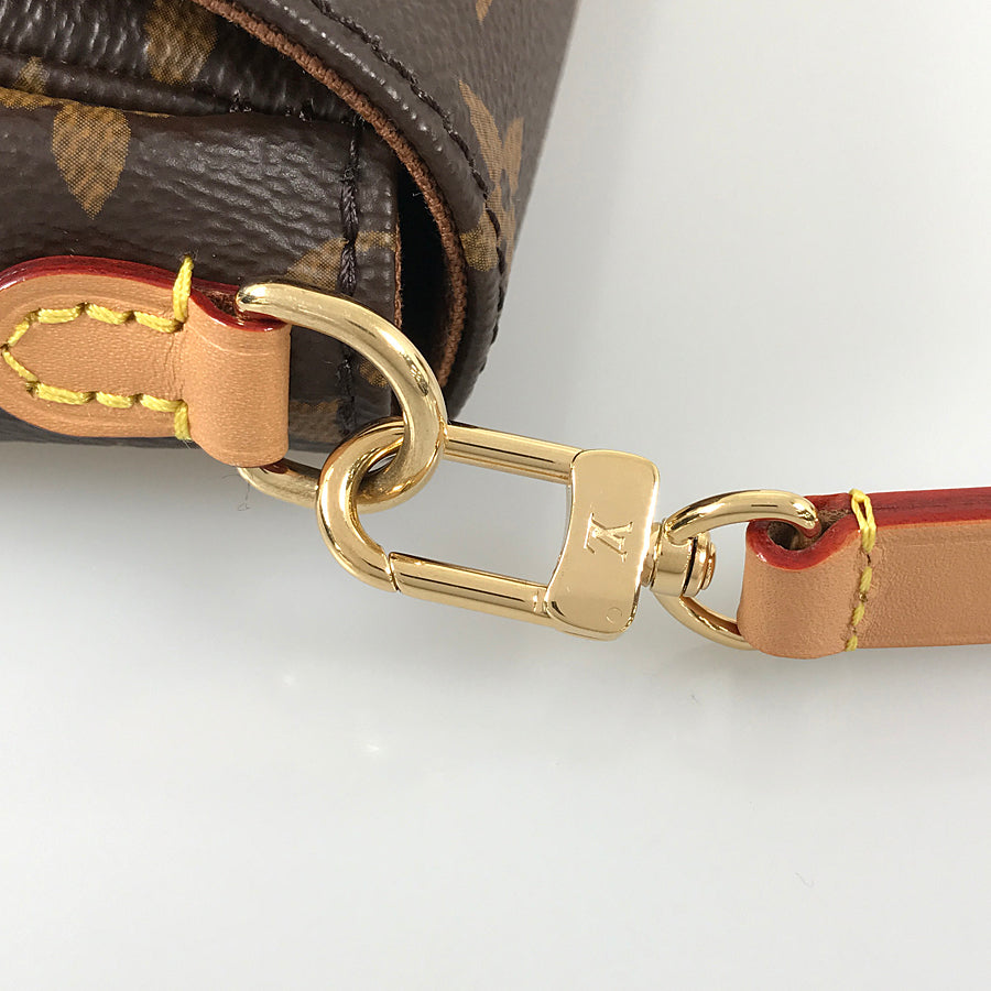 LOUIS VUITTON Monogram Wallet on Chain Ivy M81911 Shoulder bag