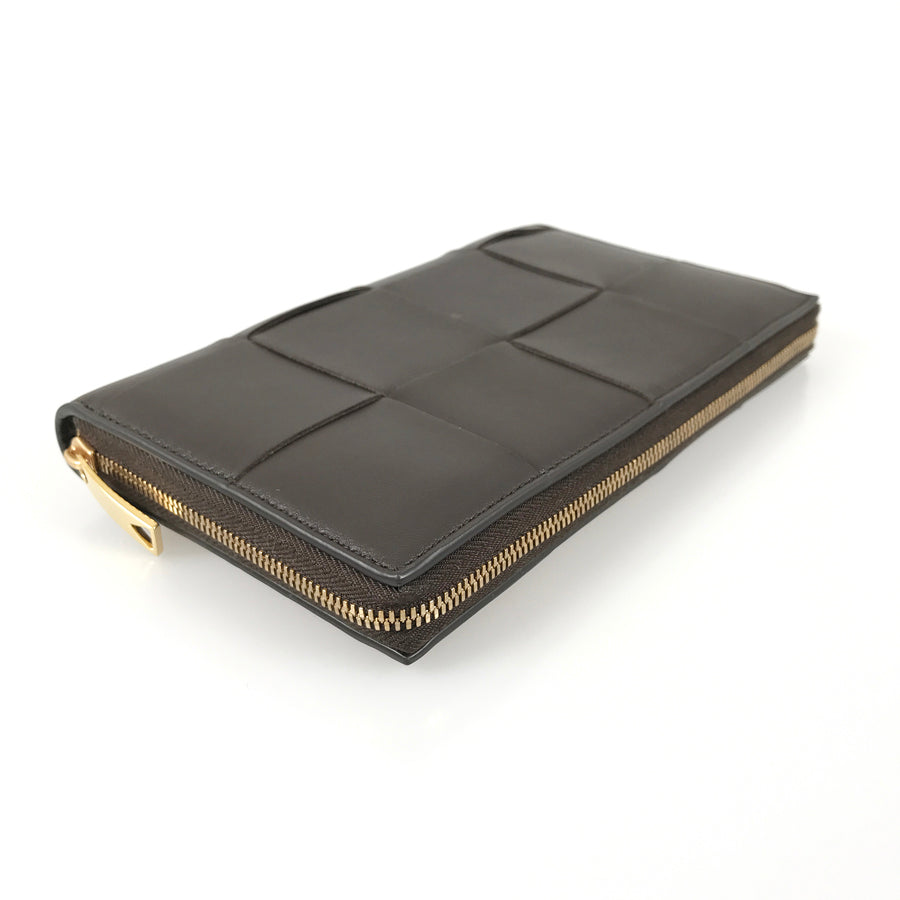 BOTTEGA VENETA Maxi Intrecciato Long wallet Round zipper
