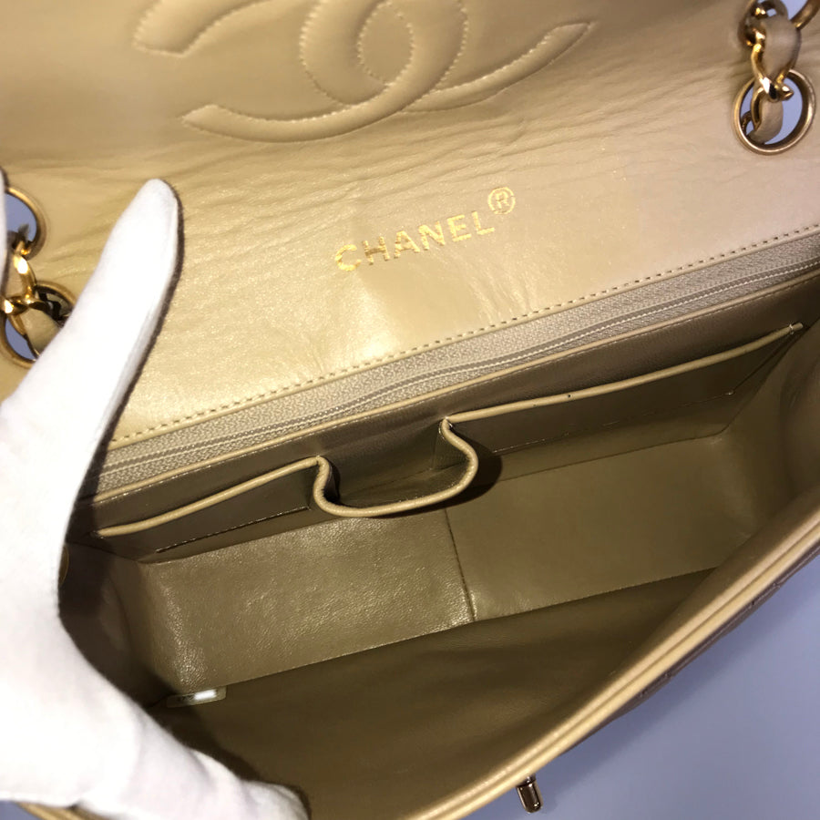 CHANEL Matelasse Shoulder bag