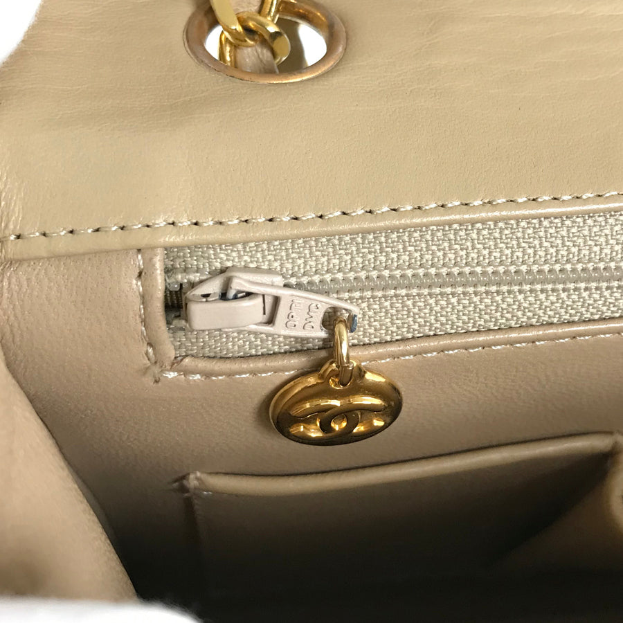 CHANEL Matelasse Shoulder bag