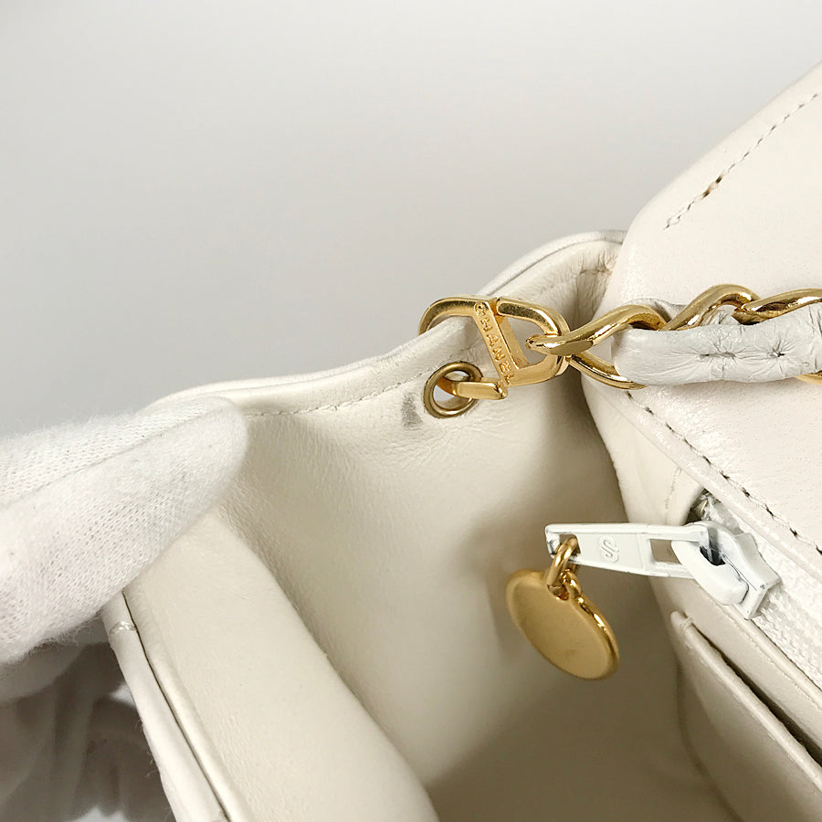 CHANEL Diana Shoulder bag