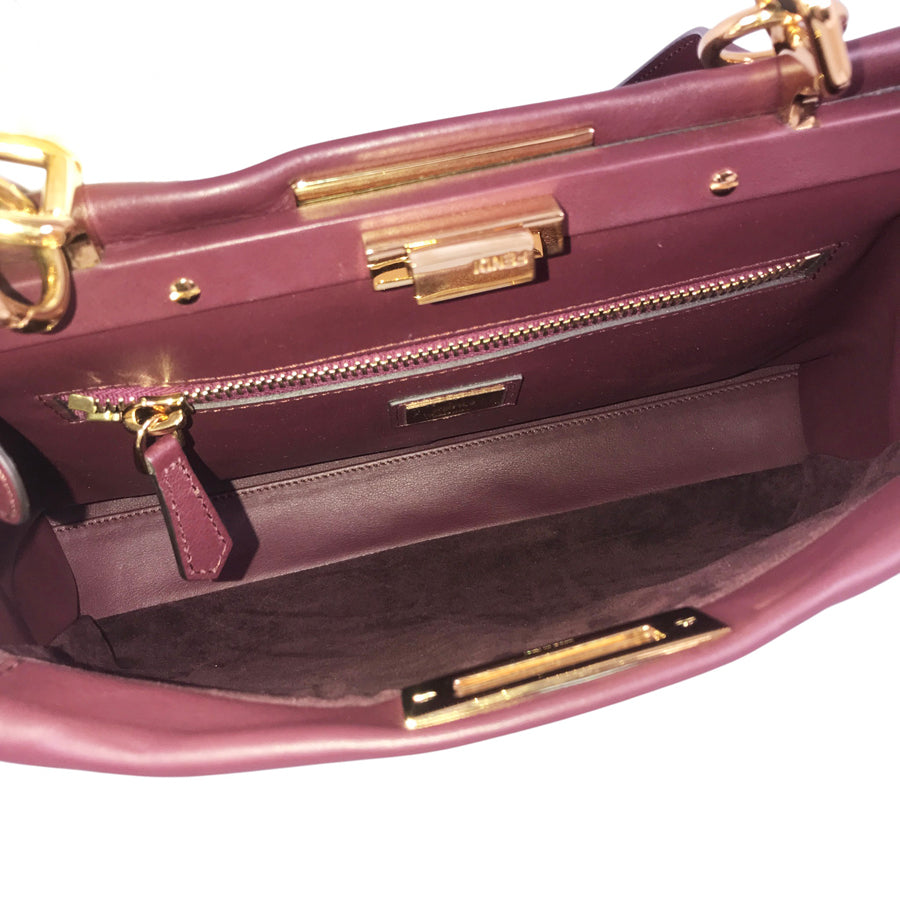 FENDI Peekaboo regular 8BN290 Hand bag