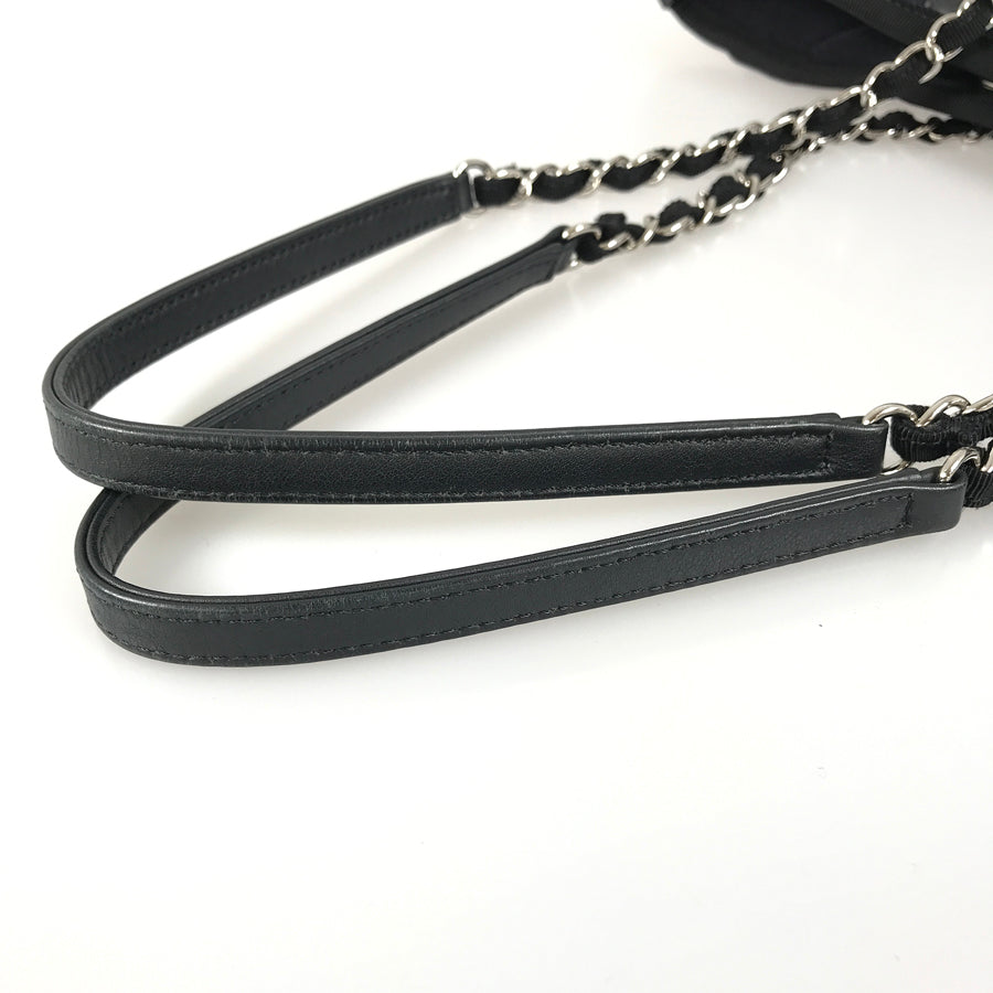 CHANEL Deauville MM Tote bag