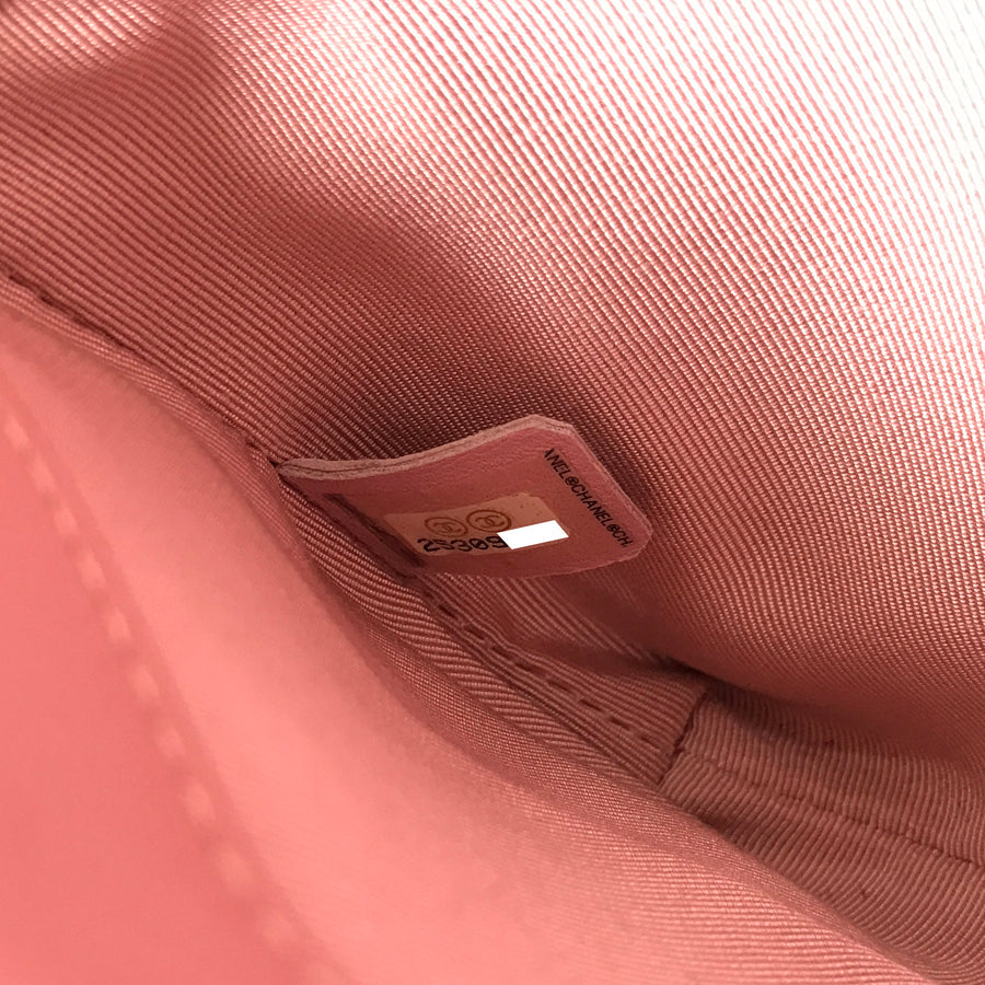 CHANEL Matelasse A57043 Shoulder bag