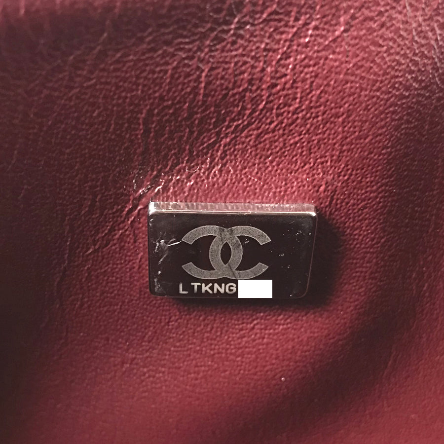 CHANEL Matelasse 23 Shoulder bag