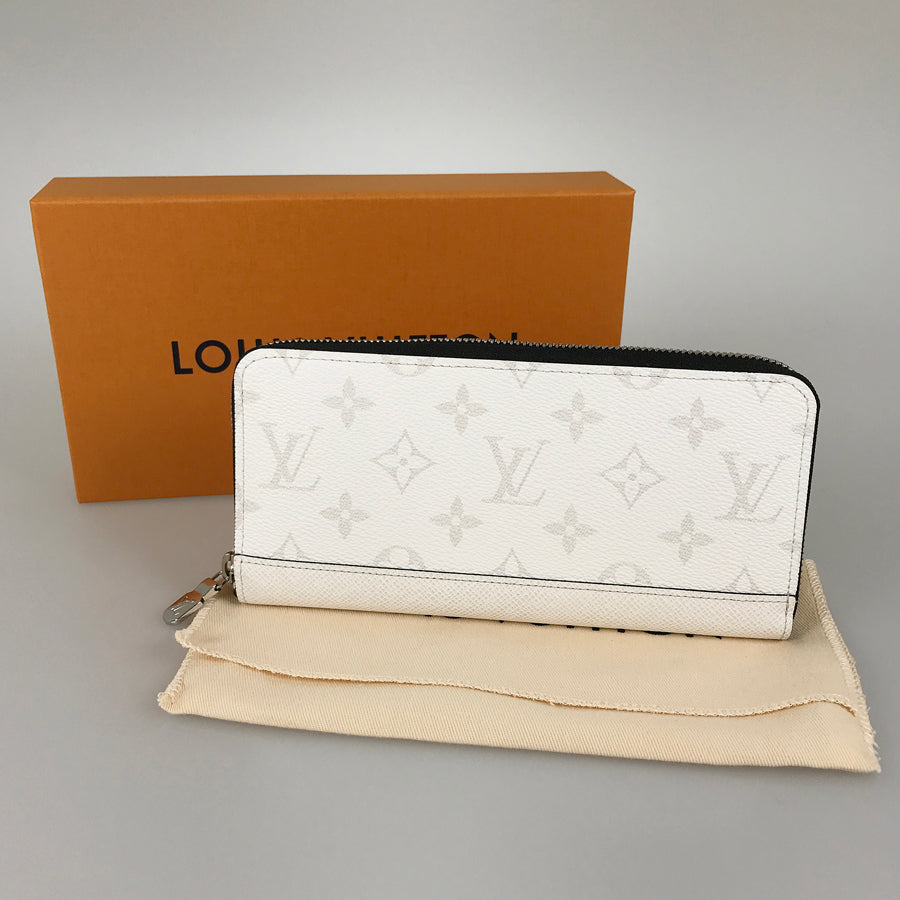 LOUIS VUITTON Taigarama Zippy Wallet Horizontal M14127 Long wallet Round zipper