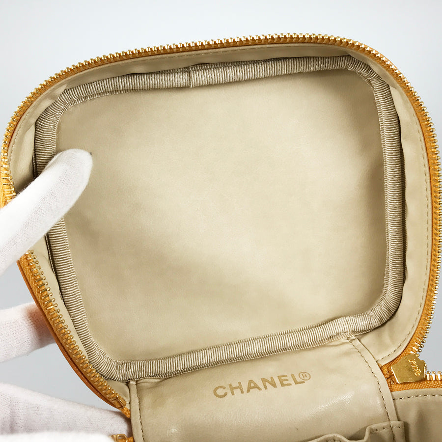 CHANEL Vanity case