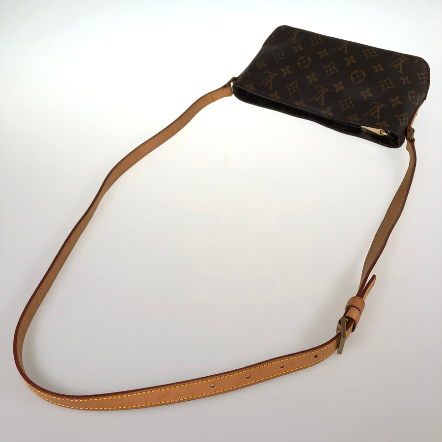 LOUIS VUITTON Monogram Trotter M51240 Shoulder bag