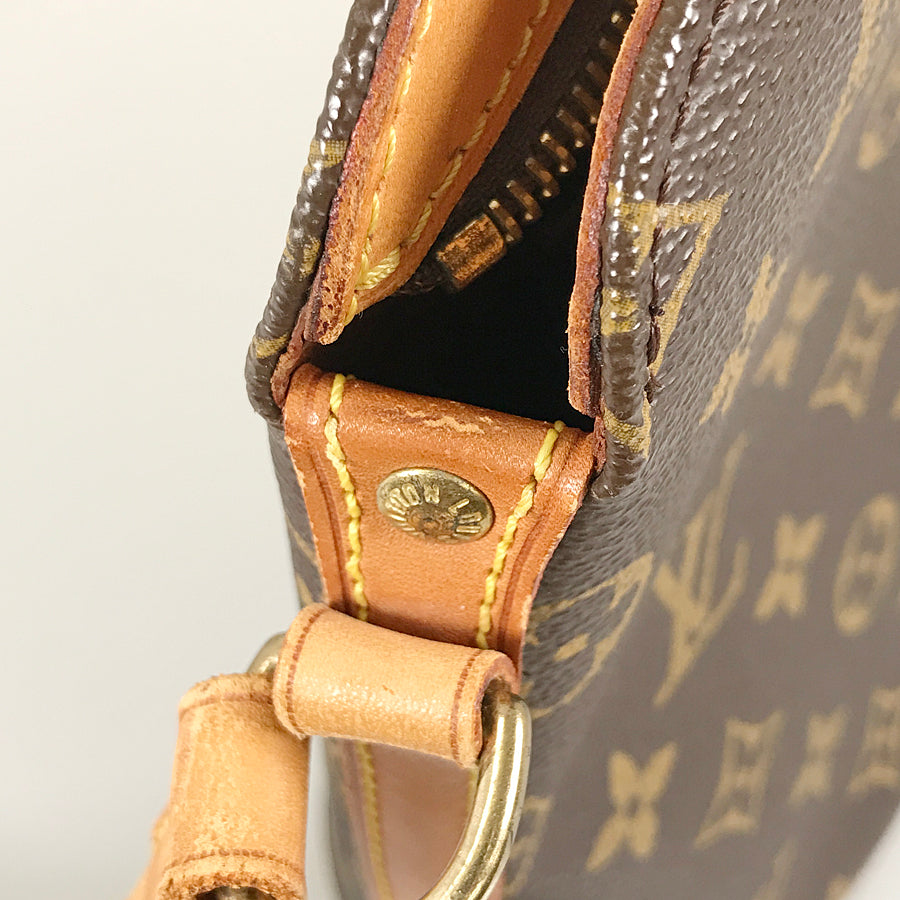LOUIS VUITTON Monogram Drouot M51290 Shoulder bag