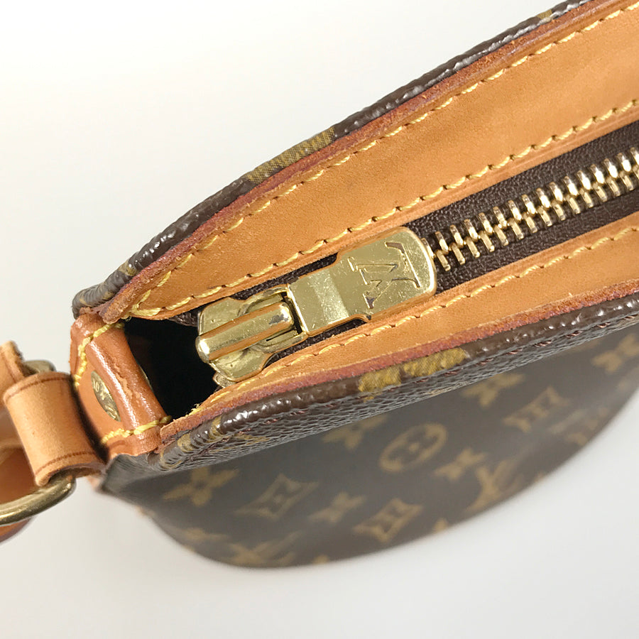 LOUIS VUITTON Monogram Drouot M51290 Shoulder bag