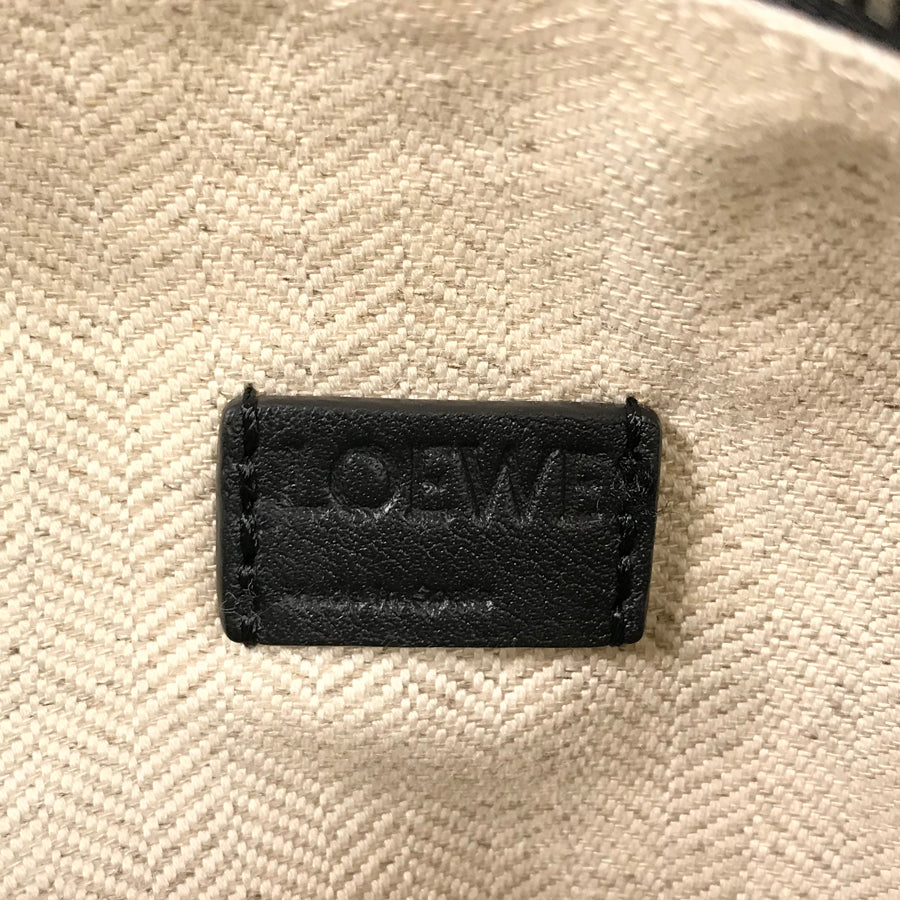 LOEWE Puzzle mini Hand bag