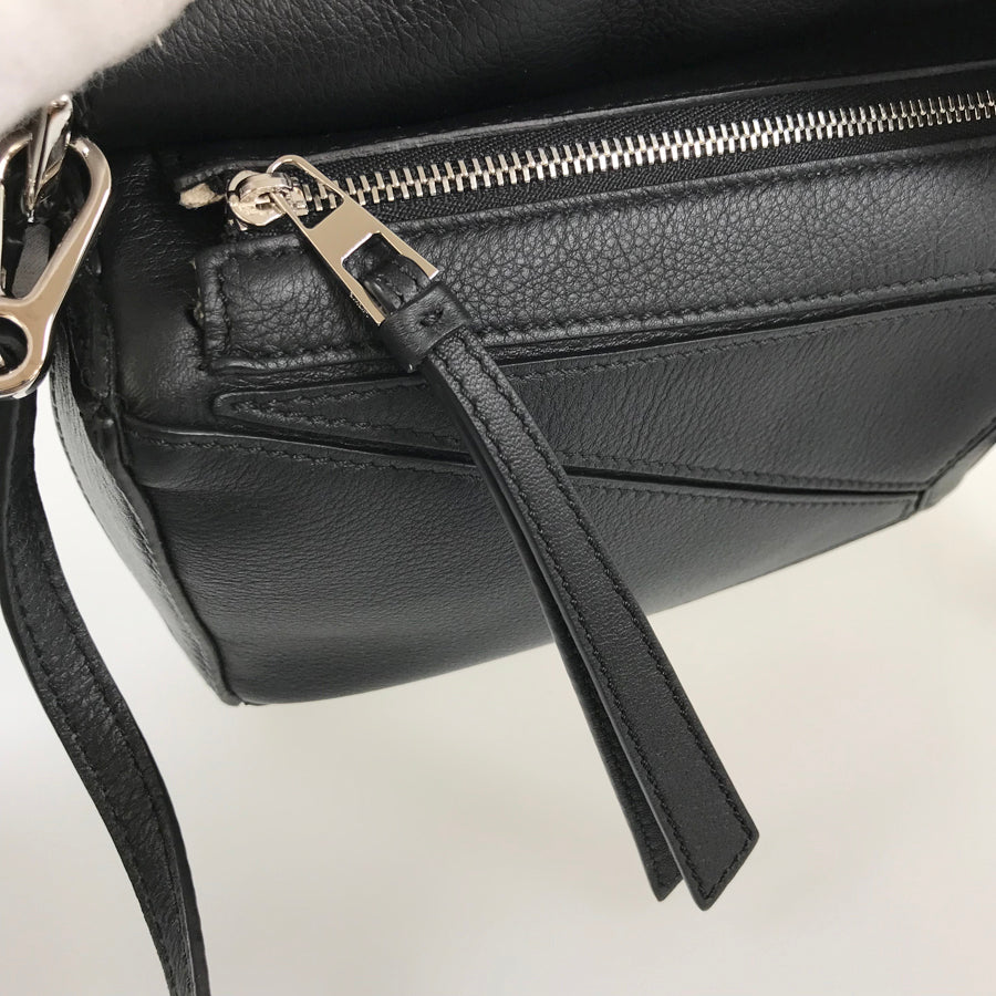 LOEWE Puzzle mini Hand bag
