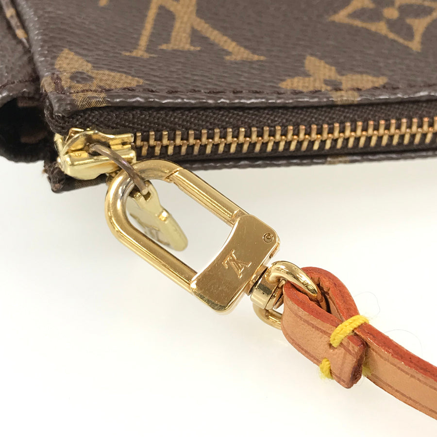 LOUIS VUITTON Monogram Pochette Accessoires M51980 Pouch