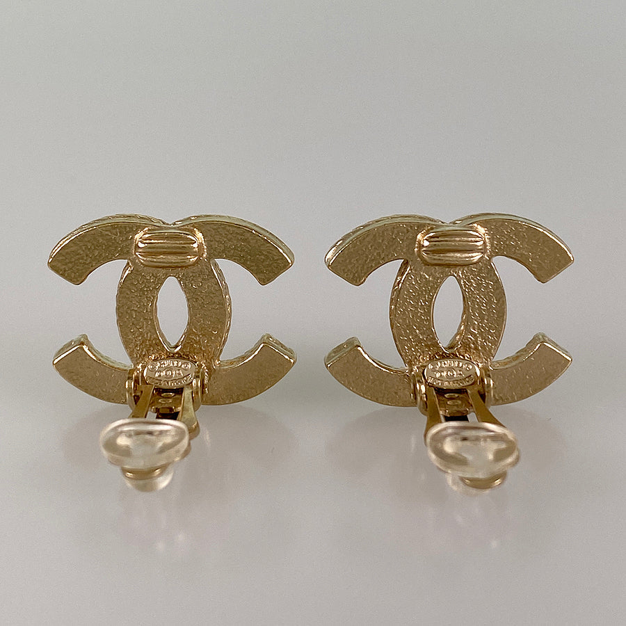 CHANEL Earring