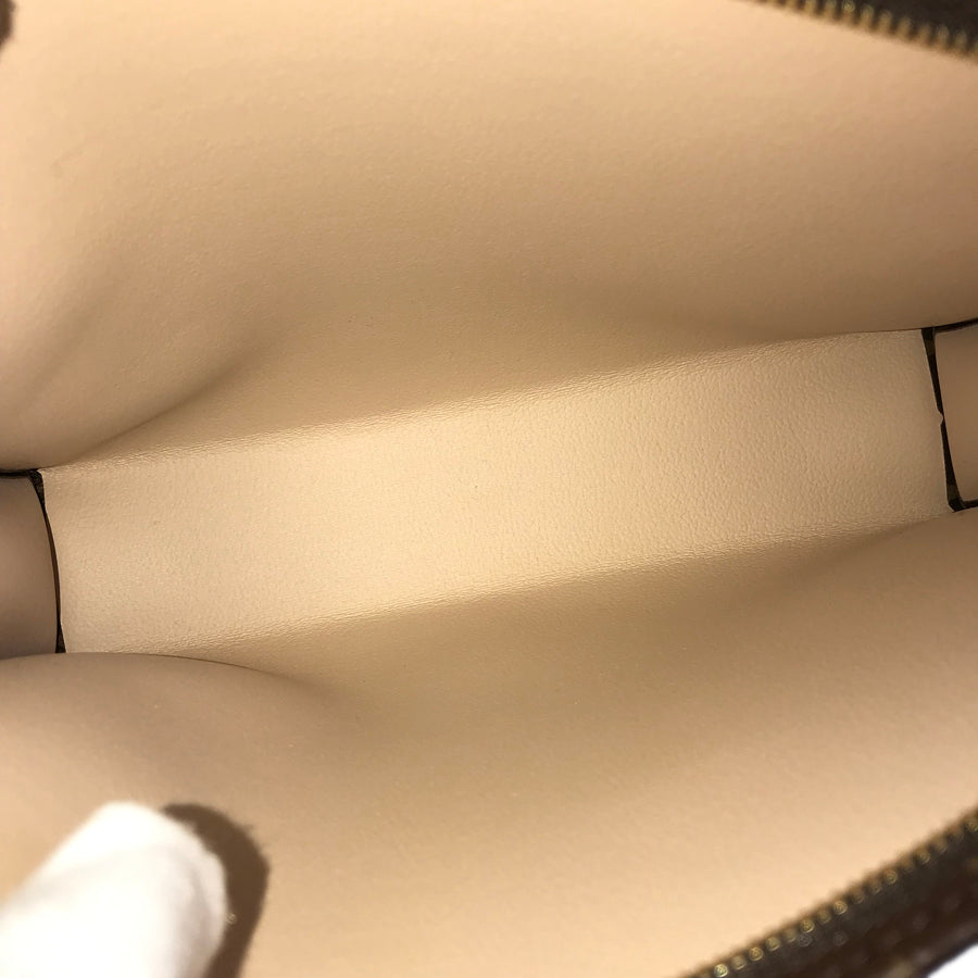 LOUIS VUITTON Monogram Toiletry Porch 26 R95635 Clutch bag