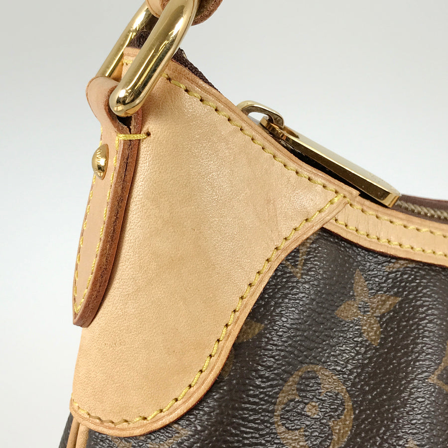 LOUIS VUITTON Monogram Thames GM M56383 Shoulder bag