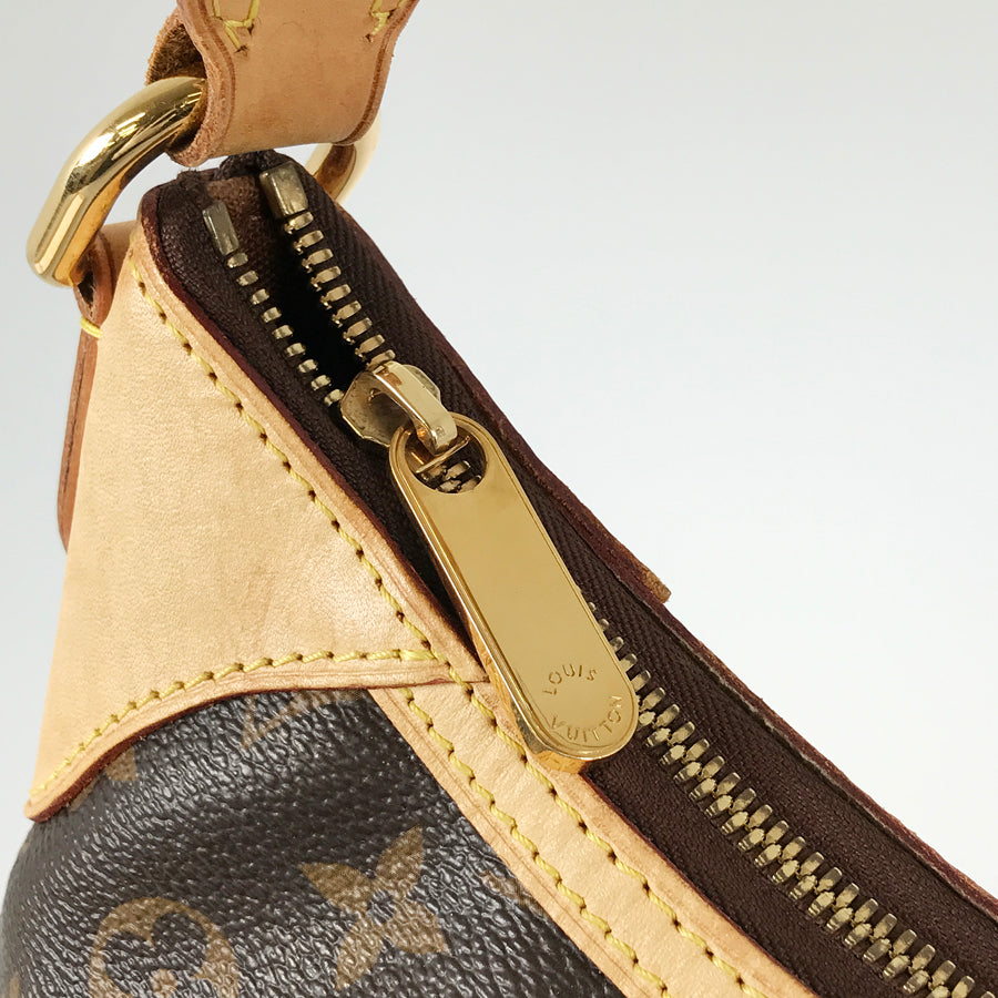 LOUIS VUITTON Monogram Thames GM M56383 Shoulder bag