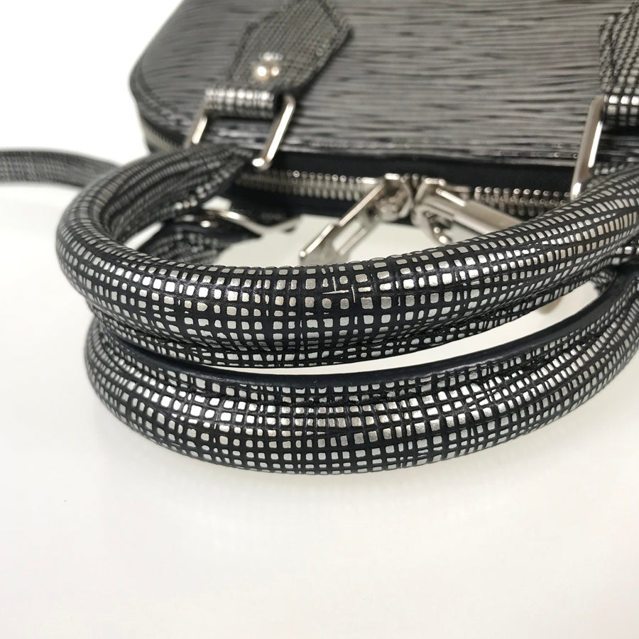 LOUIS VUITTON Epi Platine Alma BB M54827 Hand bag