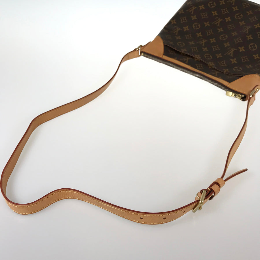 LOUIS VUITTON Monogram Odeon MM M56389 Shoulder bag