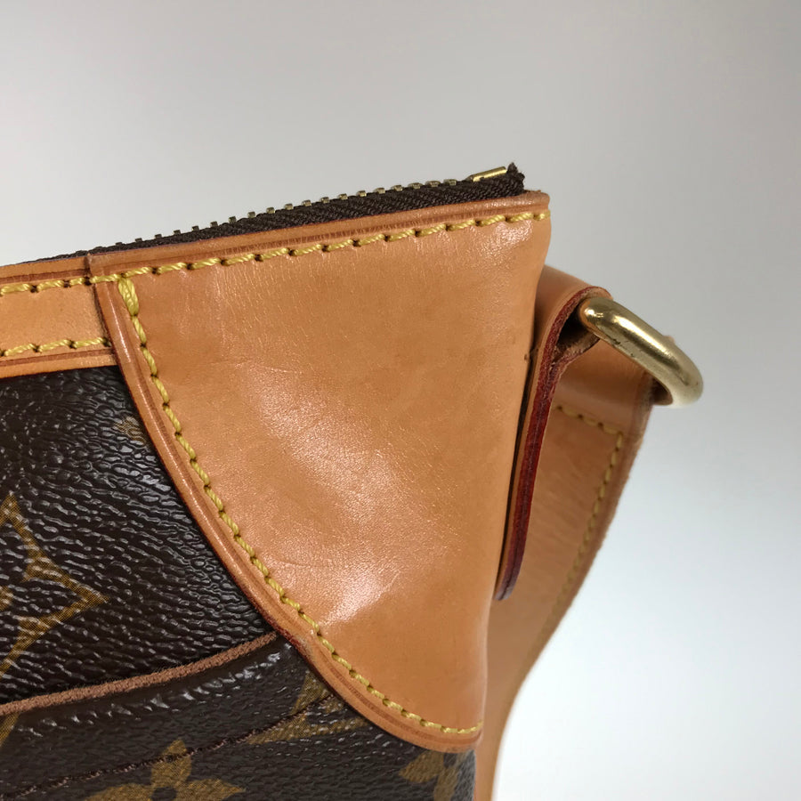 LOUIS VUITTON Monogram Odeon MM M56389 Shoulder bag