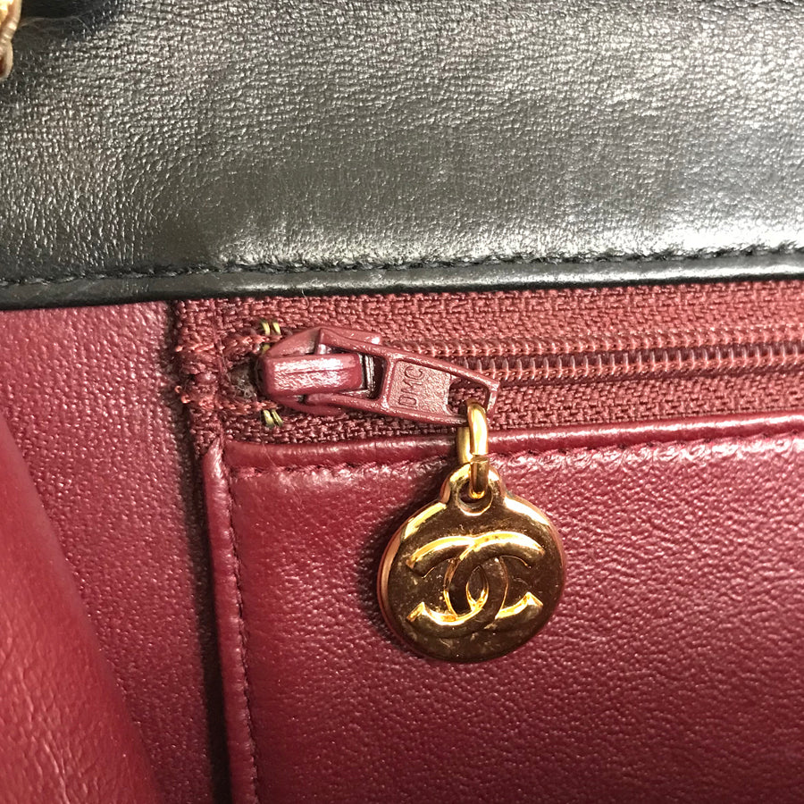 CHANEL Matelasse bush rock Shoulder bag