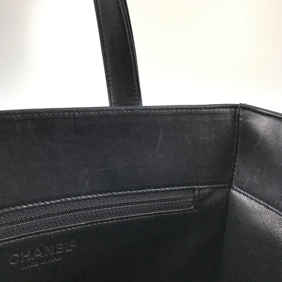 CHANEL Chocolate Bar Tote bag