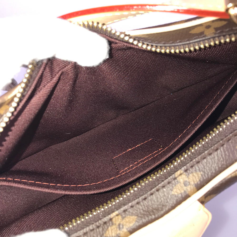 LOUIS VUITTON Monogram Croissant M46828 Shoulder bag
