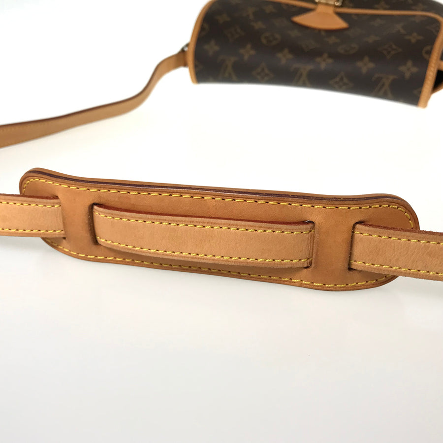 LOUIS VUITTON Monogram Sologne M42250 Shoulder bag