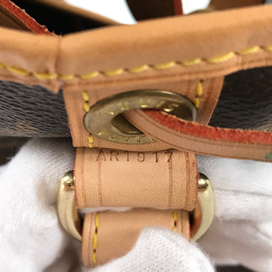 LOUIS VUITTON Monogram Noe M42224 Shoulder bag