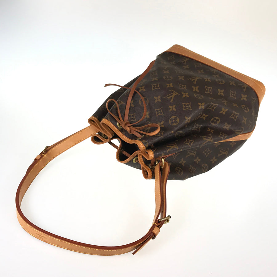 LOUIS VUITTON Monogram Noe M42224 Shoulder bag