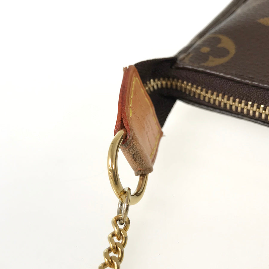 LOUIS VUITTON Monogram Mini Pochette Accessoire M58009 Pouch