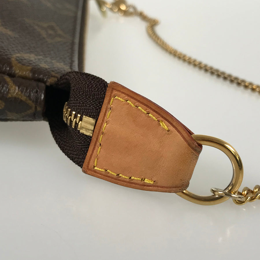 LOUIS VUITTON Monogram Mini Pochette Accessoire M58009 Pouch