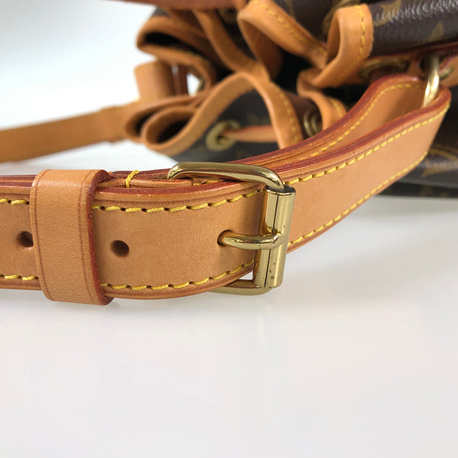 LOUIS VUITTON Monogram Noe M42224 Shoulder bag