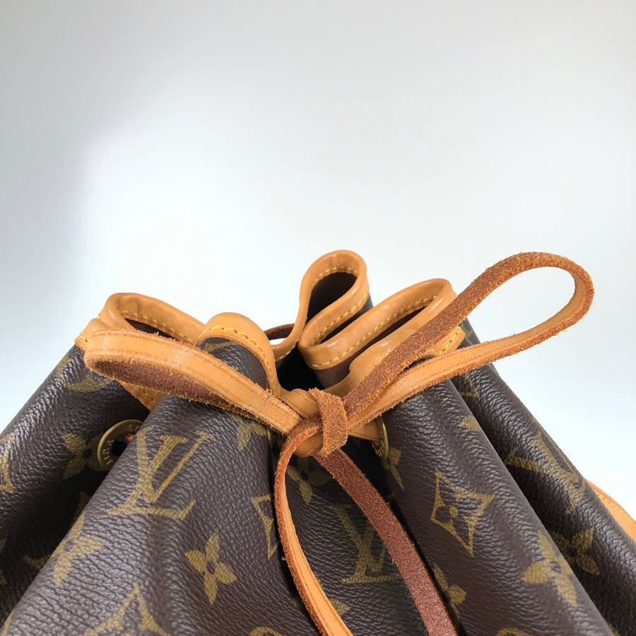 LOUIS VUITTON Monogram Noe M42224 Shoulder bag