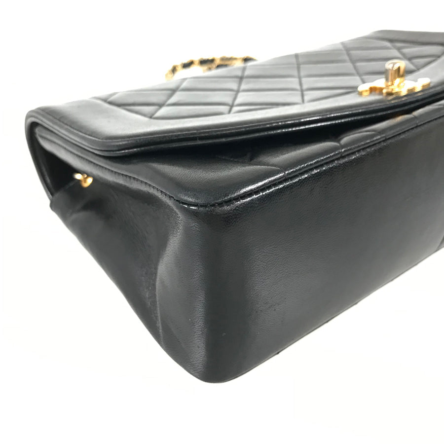 CHANEL Diana 25 Shoulder bag