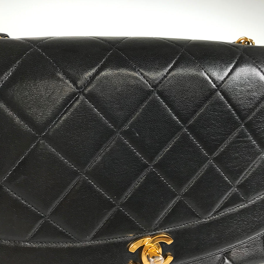 CHANEL Diana 25 Shoulder bag