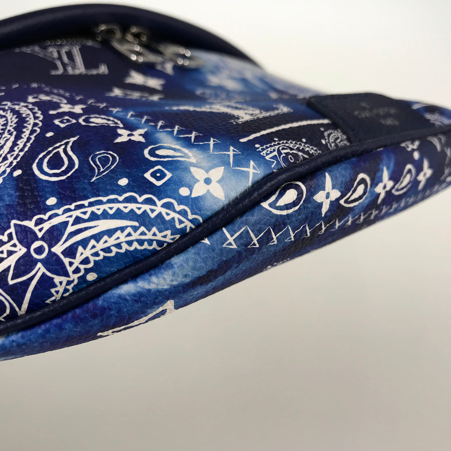 LOUIS VUITTON Monogram Bandana Discovery Bumbag M20587 Sling bag