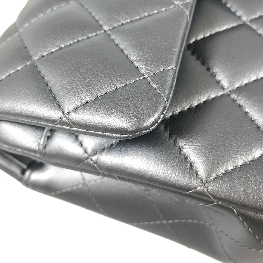 CHANEL Matelasse 23 Shoulder bag