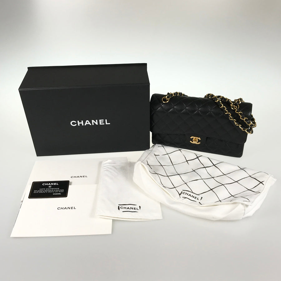 CHANEL Matelasse 25 Shoulder bag