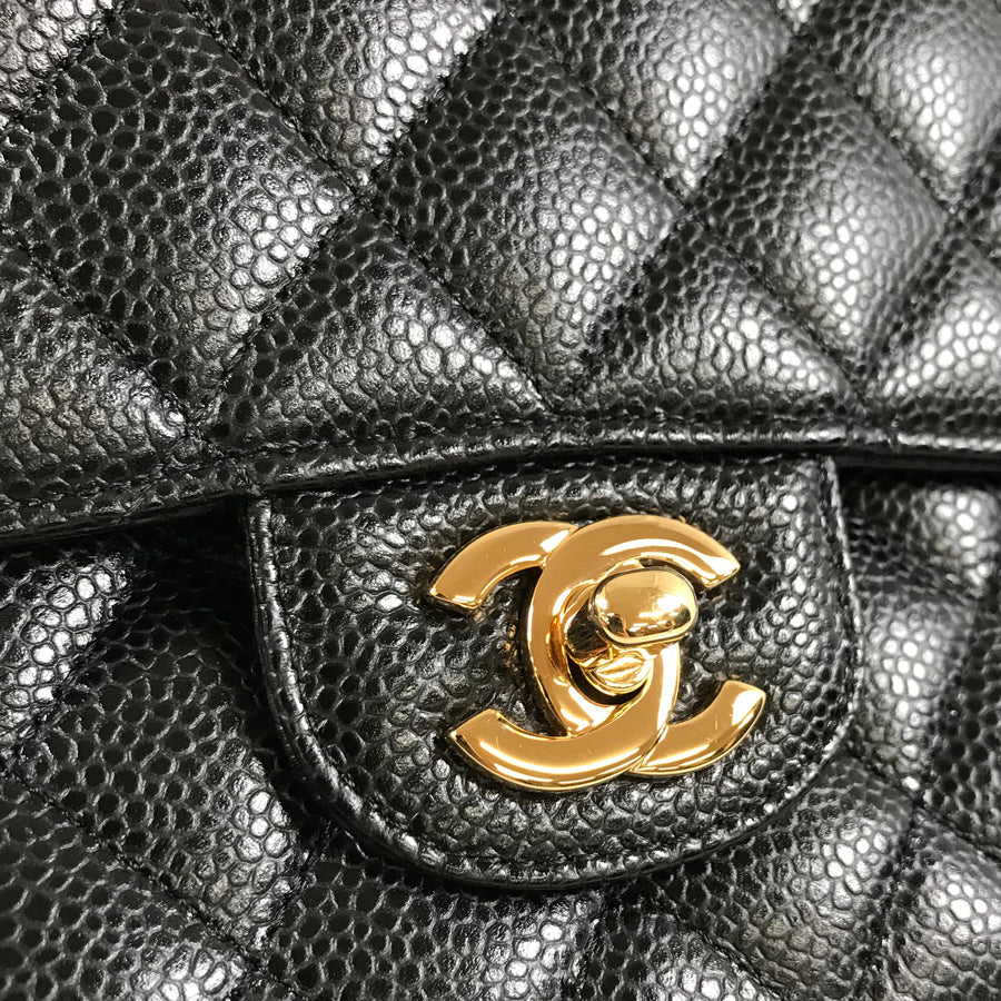 CHANEL Matelasse 25 Shoulder bag