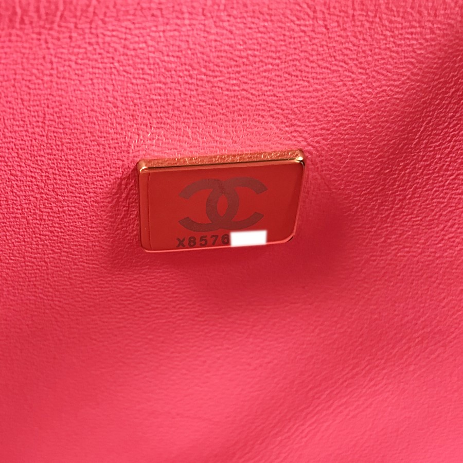 CHANEL Matelasse 23 Shoulder bag