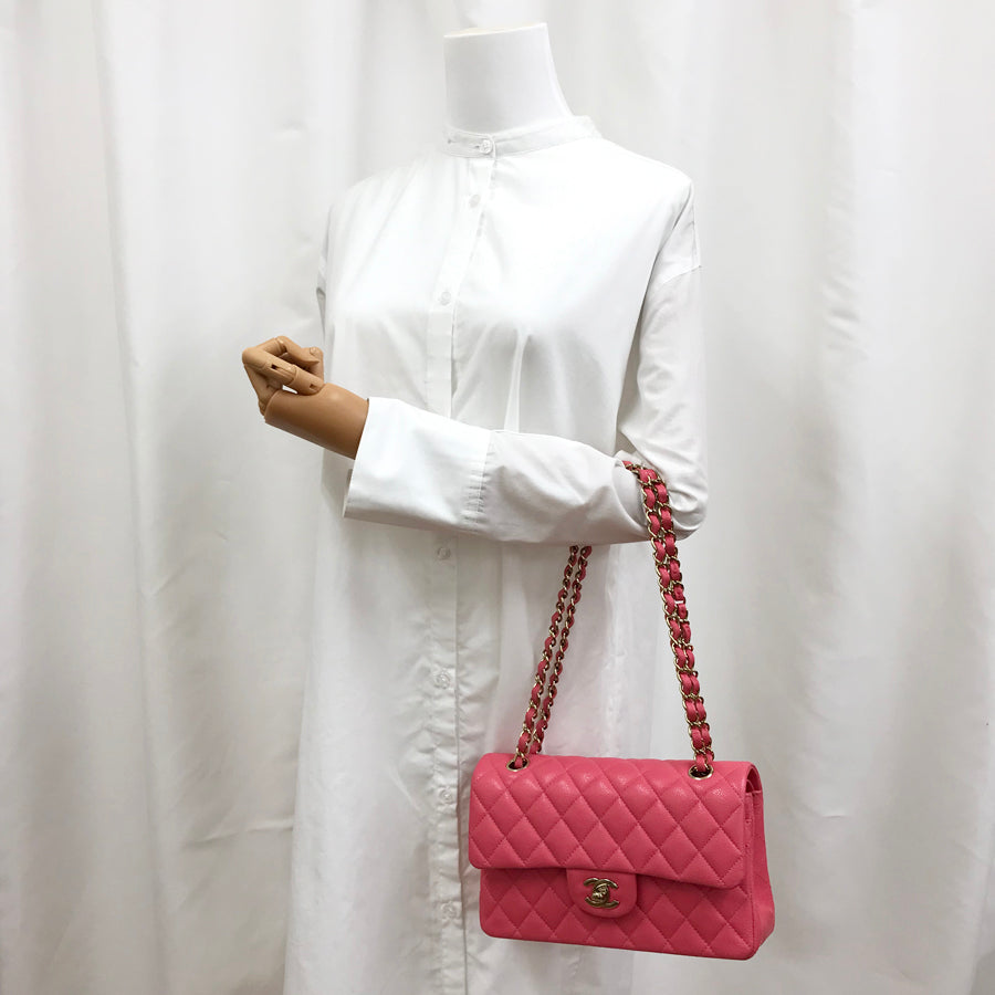 CHANEL Matelasse 23 Shoulder bag
