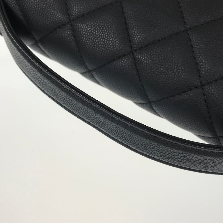 CHANEL Business Affinity Shoulder bag