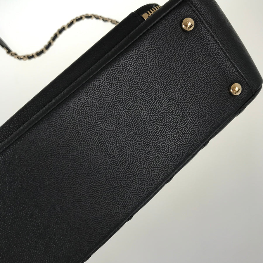 CHANEL Business Affinity Shoulder bag